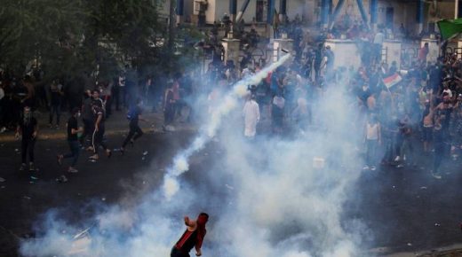 مقتل 8 وإصابة 25 في اشتباكات بين الشرطة ومحتجين ببغداد
