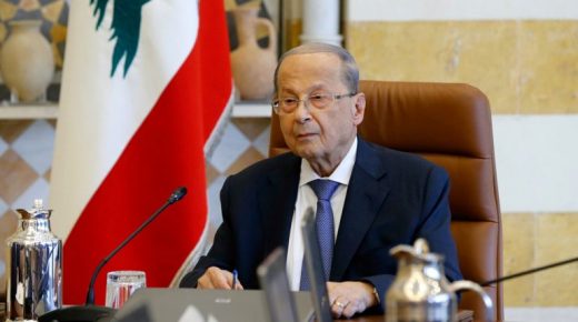 الرئيس اللبناني يدعو لاختيار وزراء كفاءات بعيدًا عن الولاءات السياسية