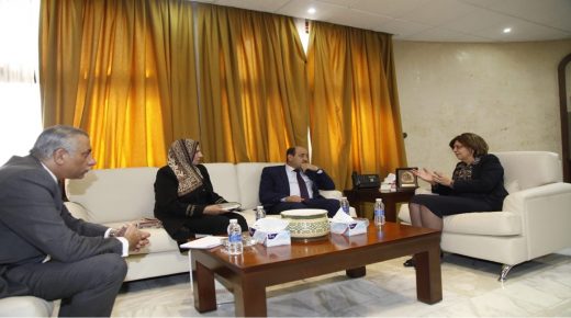 عمان: بحث التعاون في مجال التطوير المؤسسي والخدمة المدنية