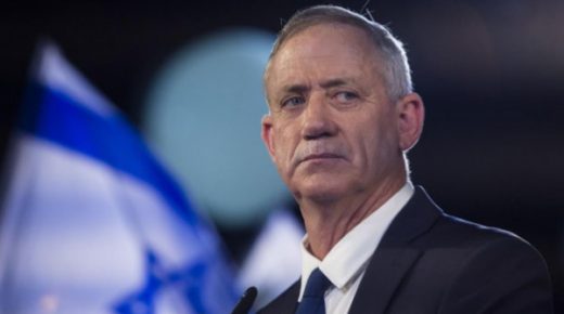 غانتس يطرح تشكيل حكومة وحدة إسرائيلية يتولى رئاستها أول عامين
