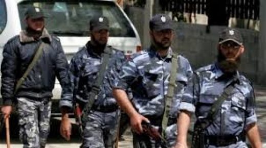 أمن حماس في غزة يمنع فعالية إفتتاح صورة الشهيد ياسر عرفات في مدينة غزة