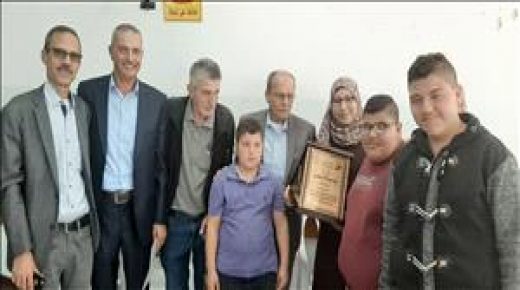 هيئة الأسرى تكرم أسيرين محررين من جنين