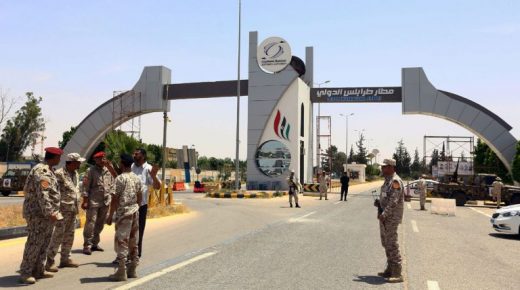 الجيش الليبي يعلن السيطرة على طريق مطار طرابلس