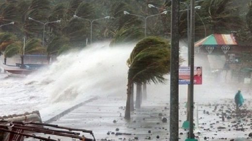 الإعصار “كاموري” يضرب الفلبين ويجبر السلطات على إغلاق مطار مانيلا