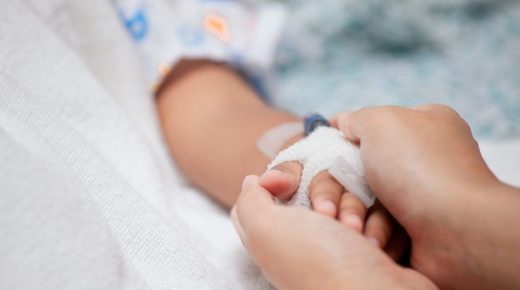 المغرب يستجيب لحملة علاج أطفال مصابين بالسرطان مجانًا