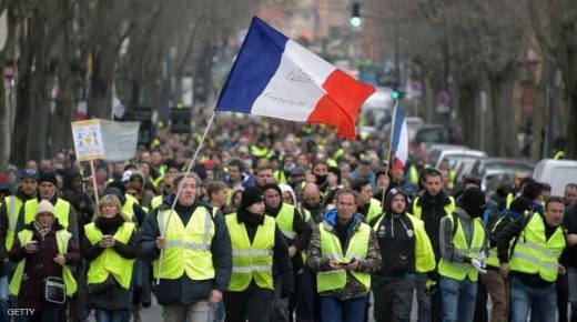 الشرطة الفرنسية تمنع تظاهرات “السترات الصفراء” ليلة رأس السنة