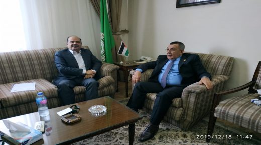 القاهرة: السفير أبو علي والمحمود يناقشان أهداف المرصد الإعلامي