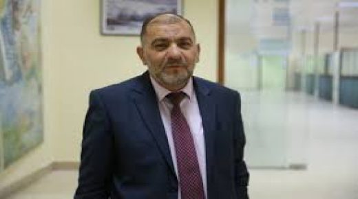 أبو سنينة يُطلع السفير الروسي على انتهاكات الاحتلال في الخليل