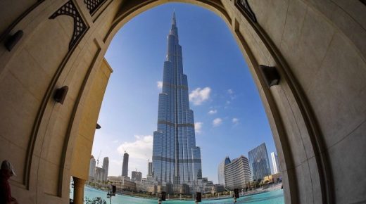 بيع قمة برج خليفة في دبي بحوالي مليار دولار