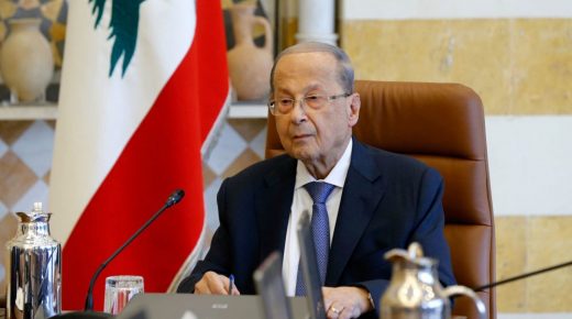 للمرة الثانية: الرئيس اللبناني يعلن تأجيل مشاورات تسمية رئيس للحكومة