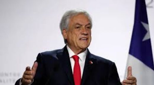 رئيس تشيلي ينفي عزمه الاستقالة