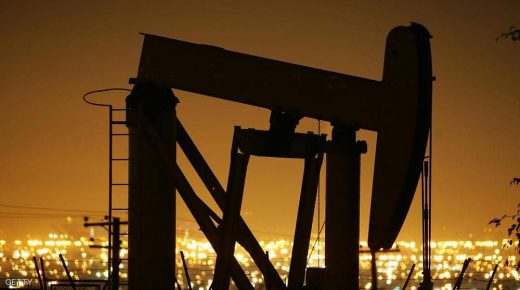 بسبب كورونا.. “باركليز” يتوقع انخفاضا في أسعار النفط