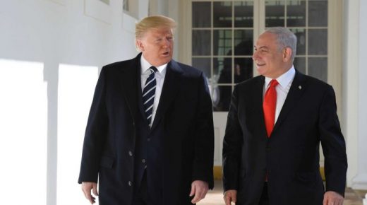 التايمز: خطة ترامب تمنح إسرائيل سيادة كاملة على المقدسات