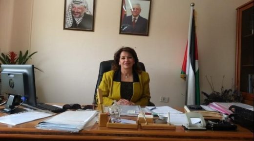 الأتيرة تطلع القنصل البريطاني العام على الوضع البيئي الفلسطيني