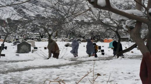 ارتفاع عدد ضحايا الثلوج في باكستان إلى 41