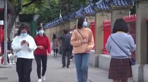 ارتفاع عدد المصابين بفيروس “كورونا” في الصين إلى نحو 1300