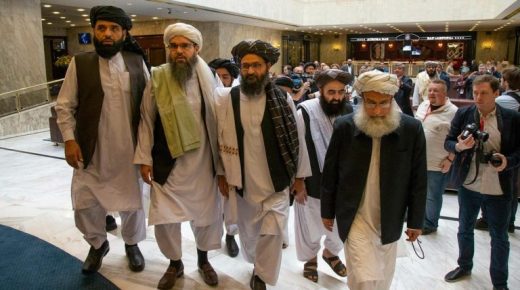 وفد طالبان في قطر للتوقيع على اتفاق لانسحاب القوات الأمريكية من أفغانستان