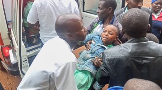 مقتل 14 تلميذا أثناء تدافعهم بمدرسة ابتدائية غرب كينيا
