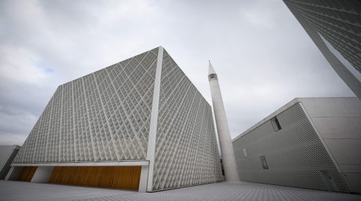 افتتاح أول مسجد في سلوفينيا بعد 50 عاماً على التقدم بطلب لبنائه