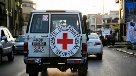 نابلس: تسليم رسالة للصليب الأحمر حول ظروف الأسرى الصحية