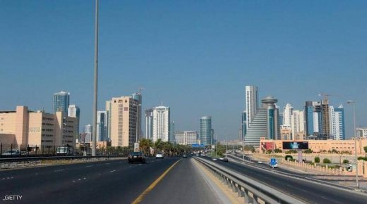 البحرين تتكفل بفواتير الكهرباء والمياه عن مواطنيها لـ 3 أشهر