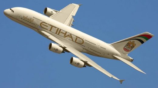 ”الاتحاد للطيران“ الإماراتية متفائلة بتحسن الطلب على رحلات الصين صيفا