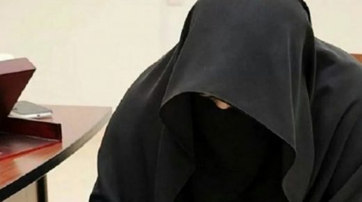 والدة التوأم المصري المخطوف تتعرف على هوية خاطفة الدمام بعد 20 عاما على الحادثة‎