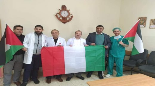 وقفة تضامنية مع الشعب الإيطالي في مستشفى جنين الحكومي