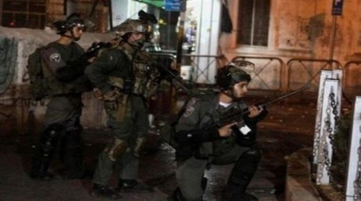 الاحتلال يعتقل ثلاثة شبان بعد الاعتداء عليهم بالبلدة القديمة في القدس