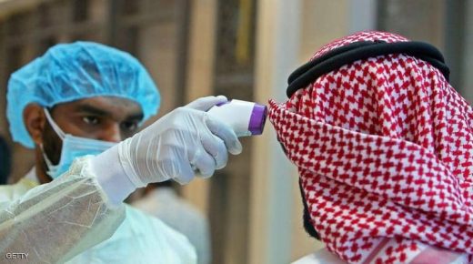 وزير الصحة الكويتي يدعو المتعافين من كورونا إلى التبرع بالدم