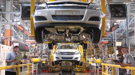 كورونا يهدد بانخفاض حاد في الإنتاج العالمي للسيارات