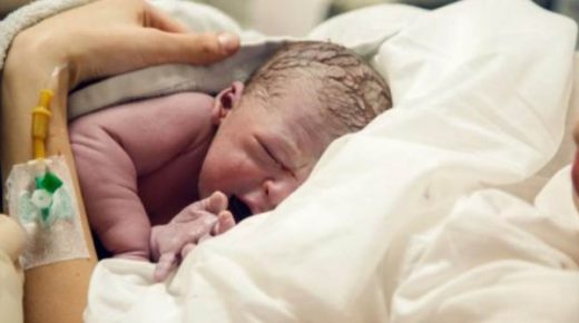 نجاح أول عملية ولادة قيصرية لسيدة مصابة بكورونا في الأردن