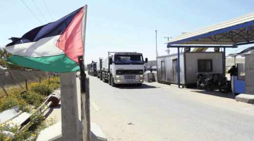 وزير الاقتصاد يقرر منع إدخال السلع والمواد المستعملة الإسرائيلية إلى السوق الفلسطينية