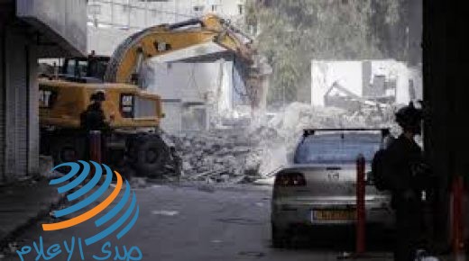 22 اخطارا بالهدم ووقف البناء في بلدة قراوة بني حسان