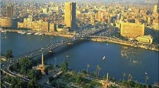 سفارتنا بالقاهرة تشكل لجنة أكاديمية لمساعدة الطلبة الدارسين في مصر