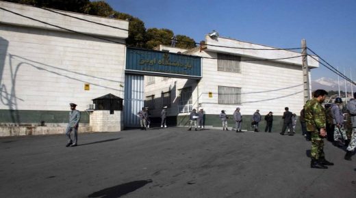 منظمات حقوقية تحذر من فتك “كورونا” بالسجناء السياسيين في إيران