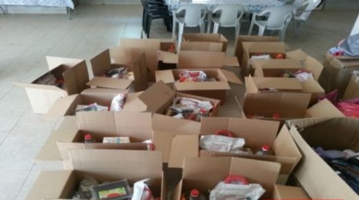 700 طرد غذائي من مؤسسة الرئاسة إلى مخيمات بيت لحم