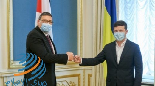 السفير الدجاني يقدم اوراق اعتماده للرئيس الأوكراني