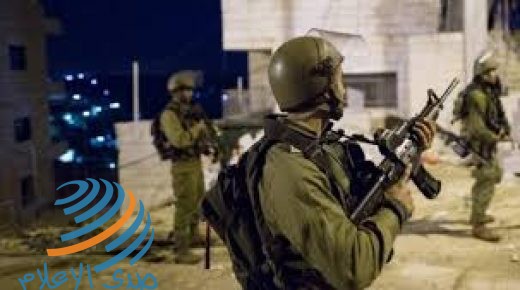 نادي الأسير: الاحتلال يعتقل 19 مواطناً بينهم 11 من بلدة يعبد