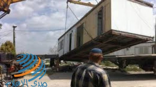 الاحتلال يستولي على “كرفان” في فروش بيت دجن شرق نابلس