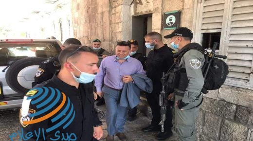 الاحتلال يبعد رئيس هيئة المرابطين يوسف مخيمر عن المسجد الأقصى لأسبوع