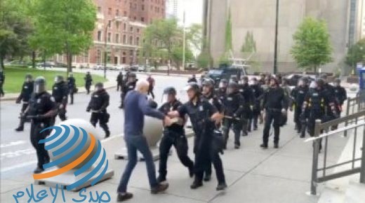 واشنطن بوست: استقالة 57 ضابطا فى نيويورك احتجاجا على معاقبة زملائهم بسبب دفع مسن