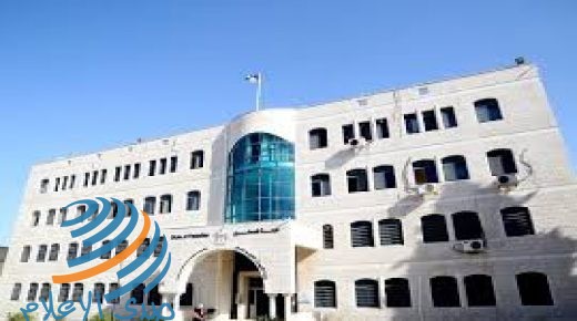 “التعليم العالي” تدين هدم الاحتلال جزءا من ملعب جامعة القدس