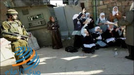 القاهرة: البرامج التعليمية تدعو المنظمات الدولية لتوفير الحماية للمدارس الفلسطينية من الممارسات الاسرائيلية