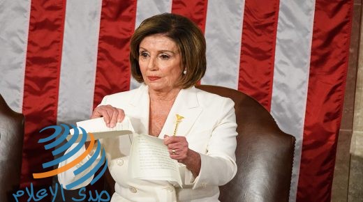 Speaker of the US House of Representatives Nancy Pelosi rips a copy of US President Donald Trumps speech after he delivers the State of the Union address at the US Capitol in Washington, DC, on February 4, 2020. (Photo by MANDEL NGAN / AFP)