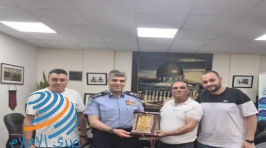 اللواء عطا الله يستقبل تنظيم فتح واللجنة الشعبية في الجلزون لبحث التعاون