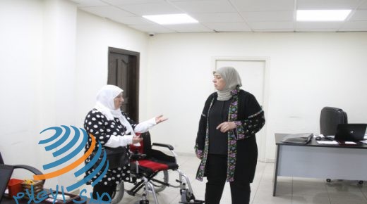 غنام والفارس تسلمان مقاعد كهربائية لعدد من ذوي الإعاقة مقدمة من “تيكا” التركية