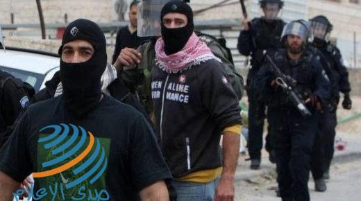 وحدات خاصة اسرائيلية تعتقل شابا من الرام شمال القدس