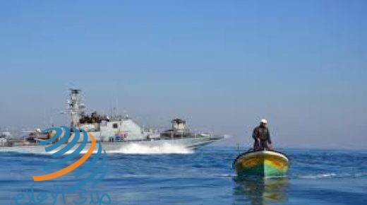 بحرية الاحتلال تعتقل أربعة صيادين في بحر رفح