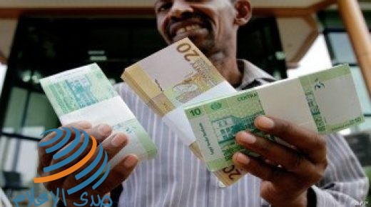 السودان يقرر خفض عملته بسبب العجز الكبير في الموازنة‎